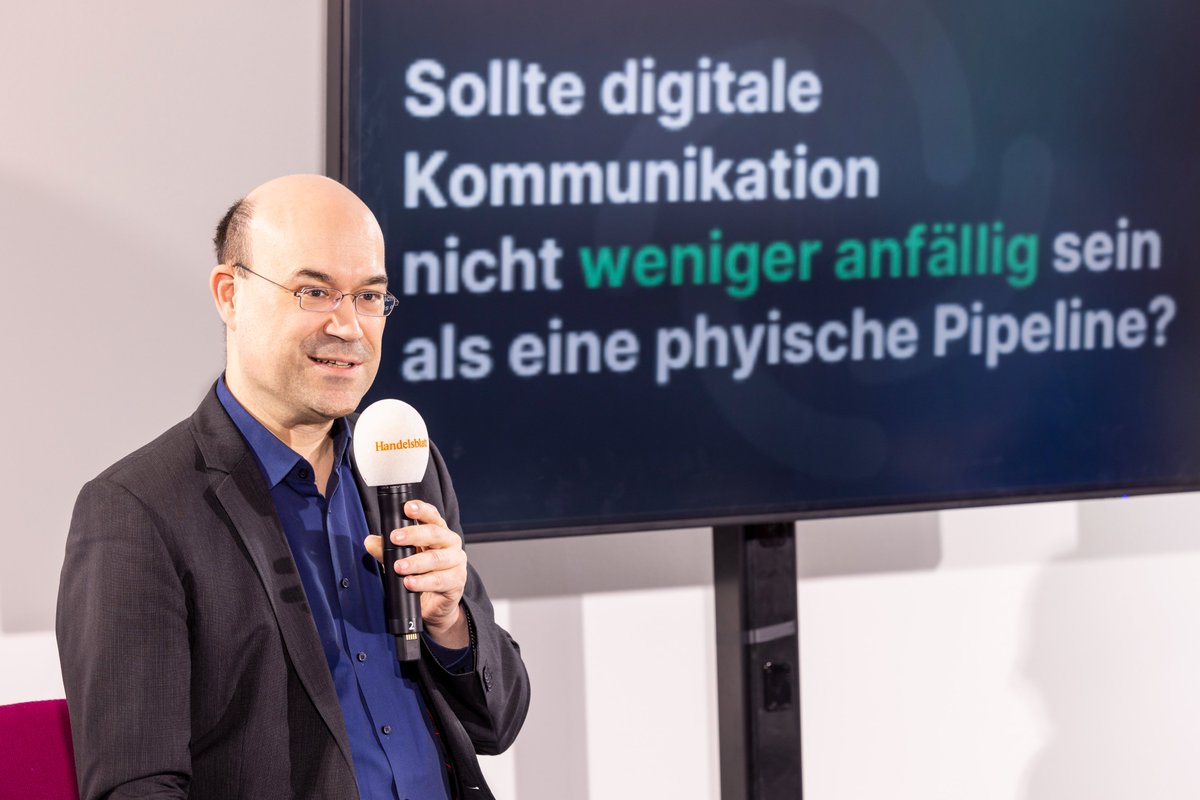 element_hq's tweet image. Reflecting on an exciting &amp;amp; busy week, we had a great time at @GovGipfel!

Our CPO Patrick Alberts was in his Element discussing “Secure collaboration in public administration - how do we strengthen digital sovereignty?”

Can&apos;t wait for the next one 😊

#HBGovTech #GovTechGipfel
