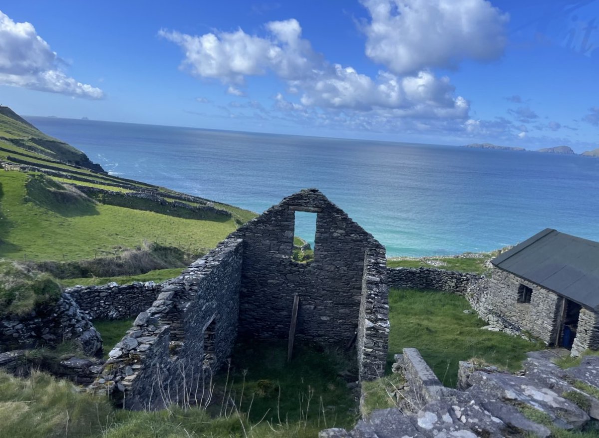 pascal_fitz's tweet photo. Stunning day on Slea Head Drive....☀️☘️🇮🇪 https://t.co/wvtOCnapU3