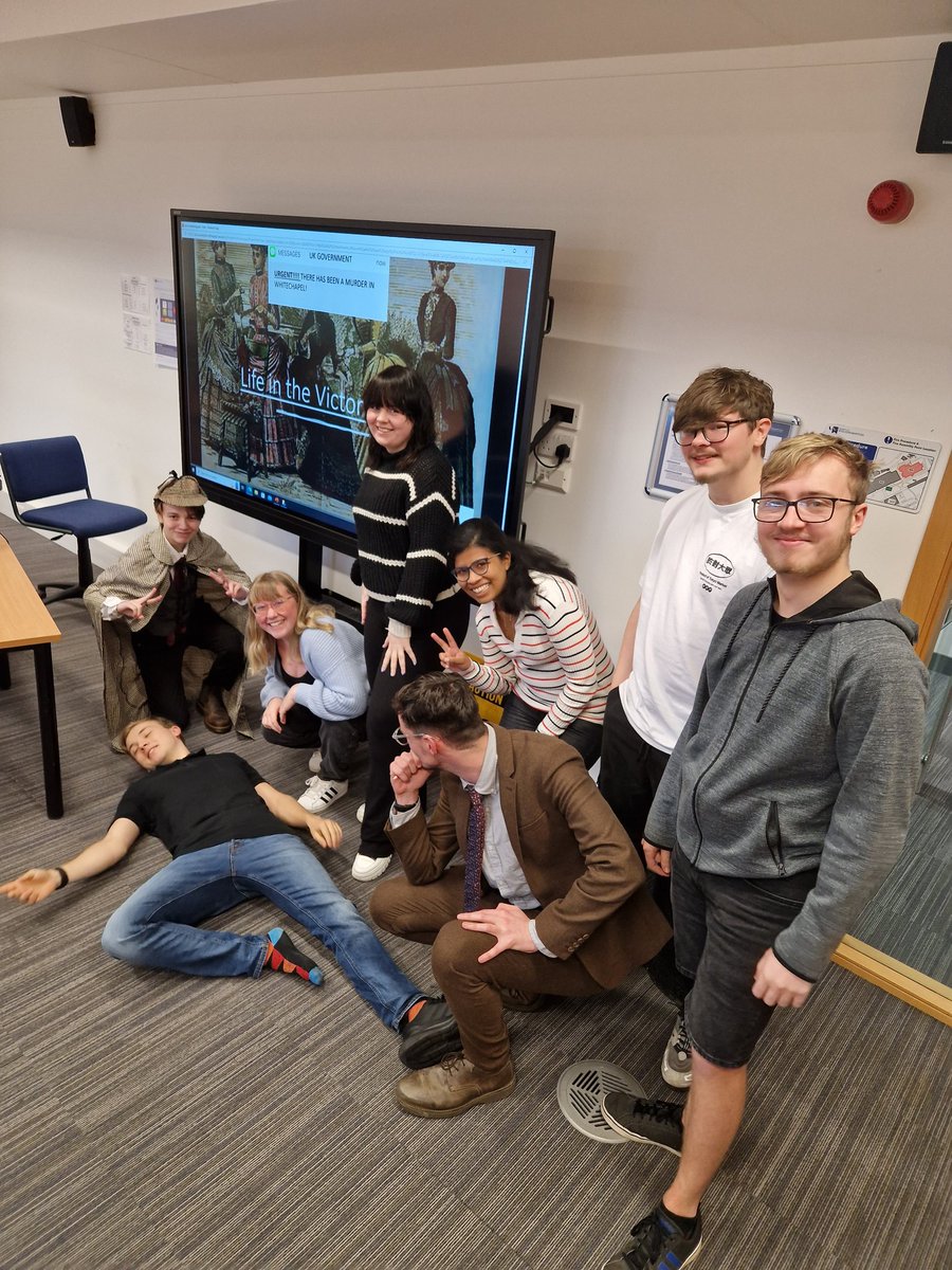 mrszstuart's tweet photo. Shocking start to our year 1 UG with QTS session. There has been a murder! @wlv_education @klane75523108 https://t.co/QUMTefyR7D