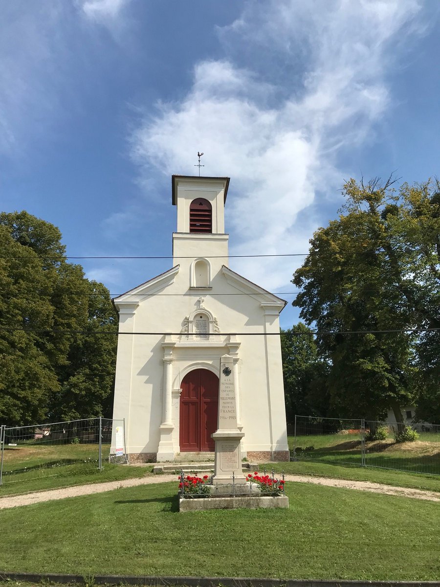 Ingeniery78's tweet photo. Ce matin, en séance  @Les_Yvelines, création de 10 carnets d'entretien et de 6 travaux d'entretien pour des édifices historiques dans les communes rurales yvelinoises. Ces opérations sont supervisées par le Pôle Sauvegarde et Transmission des Patrimoines d'@Ingeniery78. #ruralité https://t.co/QAg6sgVMuZ