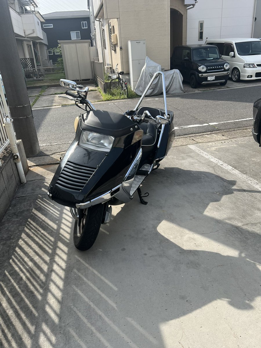 tfvape's tweet photo. ショートスクリーン欲しいけど気に入った形が無くて潔くスクリーンレスに。メッキ部分黒く塗ったら別に違和感無しかも？
スクリーンある方が快適なのに外してしまった笑寒くなったらまた付けるけど🎶 https://t.co/v9hls7mf68