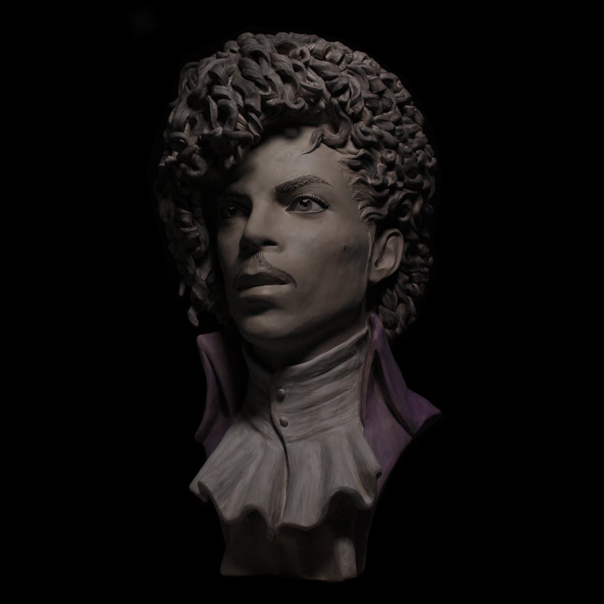 Primolan_Maria's tweet image. Prince 💜7th June 1958 - 21st April 2016  Tribute Sculpture inspired by the pictures of Prince from the Purple Rain rock musical film, 1984, directed by Albert Magnoli. Work in progress step on fresh clay.   #Prince #princerogersnelson #thepurpleone #paisleypark #purplerain