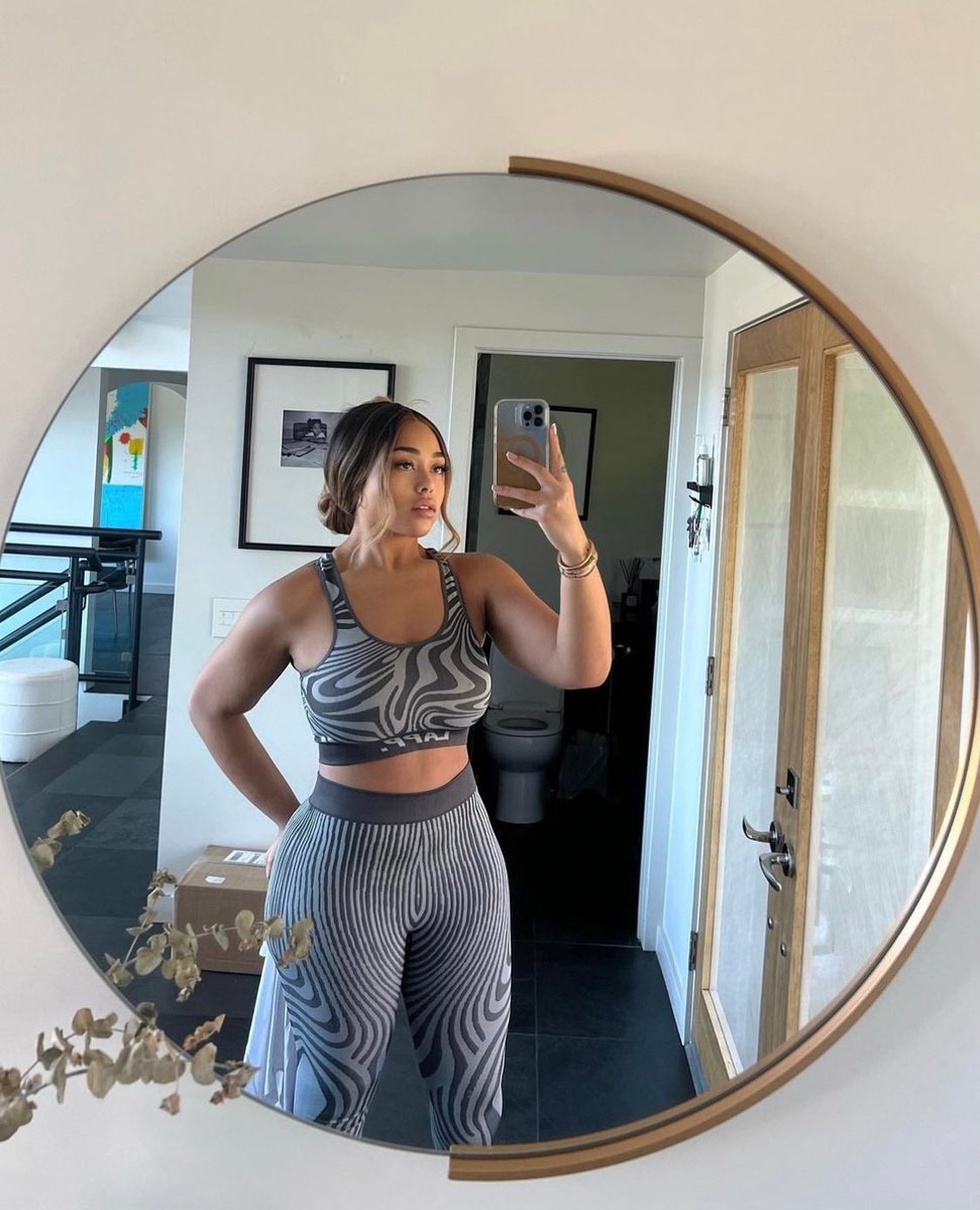 The <a href="/lappthebrand/">LAPP</a> sample sale has started with up to 80% off site wide and restocks of all our iconic pieces 🔥

lappthebrand.com/collections/sa…