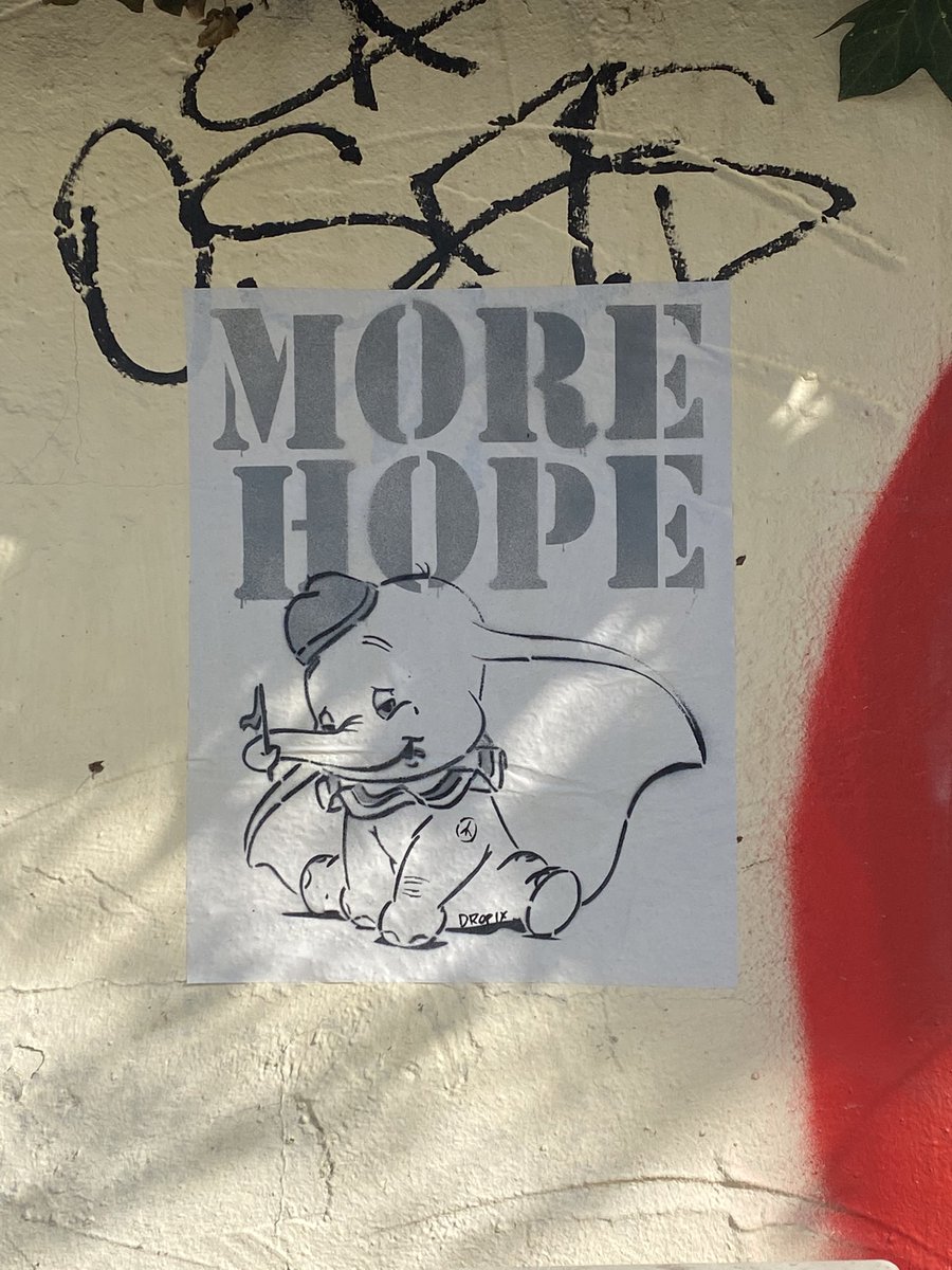KT_W18's tweet photo. Disney street art ✨ #erasmus23 https://t.co/hf80BThjAA