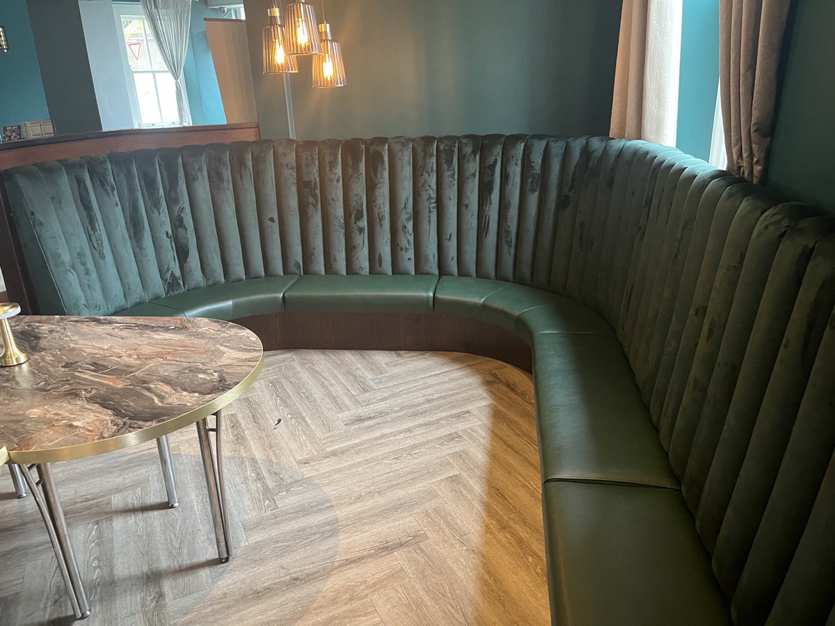 valebarfitters's tweet photo. Seating for vanilla spice Newport https://t.co/3zvgHbPA4y