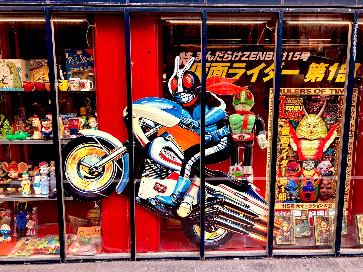 pathfinderTY's tweet photo. 仮面ライダー1号はやっぱりカッコいい！

#秋葉原 https://t.co/MgXMUqqNSf