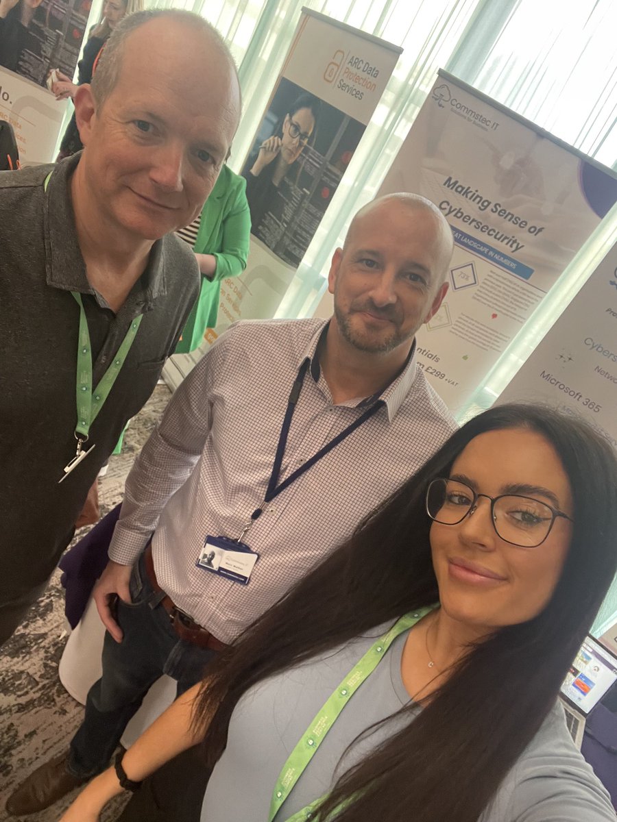 NEBRCentre's tweet photo. We’re all ready and set for the #SamNetworking #BusinessExpo this morning in #Huddersfield! 

A full day of meeting new businesses, giving out merch and passing on top tips about how to be #CyberSecure 🔒

We also bumped into Marc Walker our #CyberExpert from @CommstecIT 🤩 https://t.co/ww7ErnVIn0