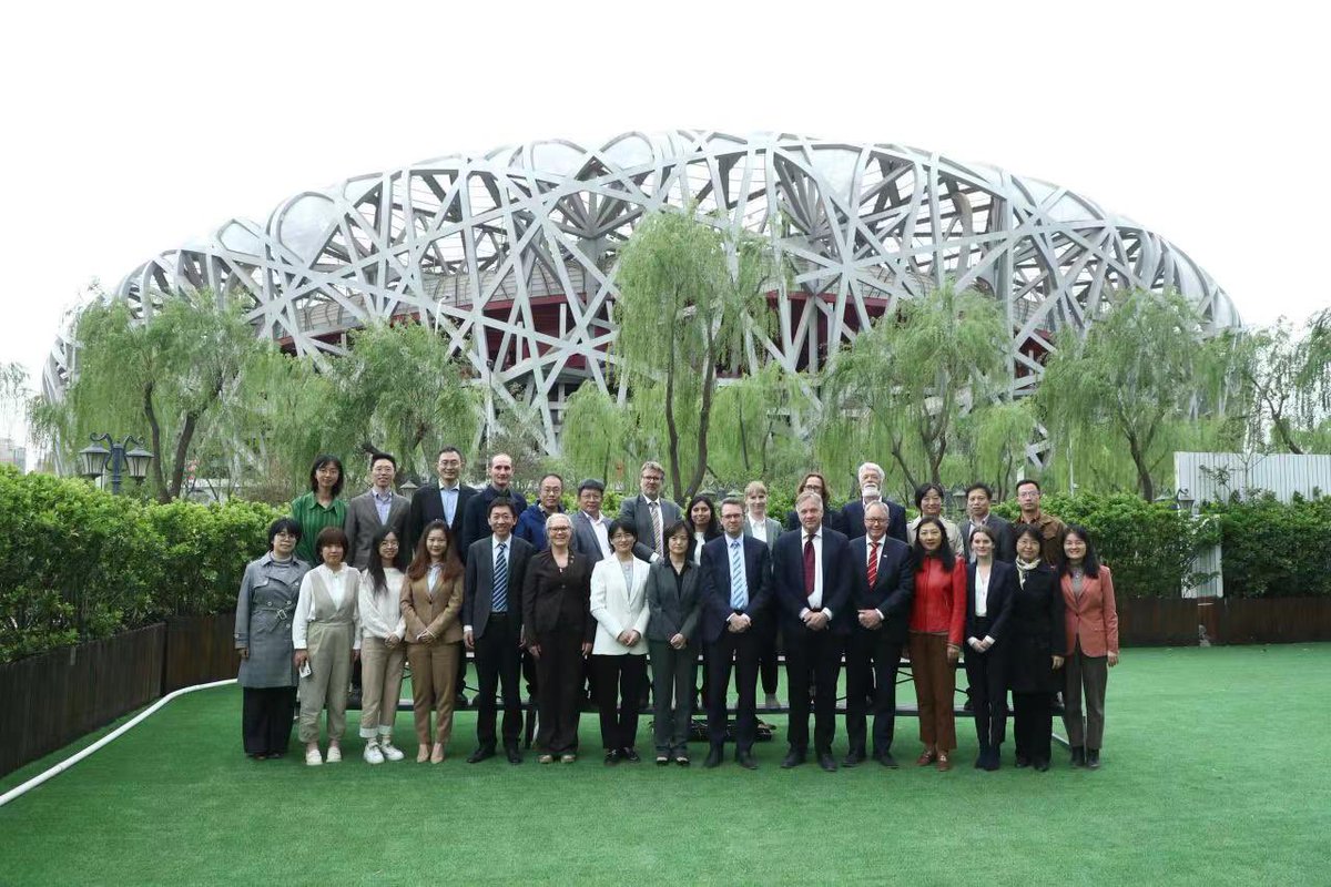 NorwayinChina's tweet photo. Minister Counsellor @TomKnappskog held opening remarks at the ChiNorBC project final workshop in Beijing. This is a cooperation between @miljodir of 🇳🇴and #CRAES of 🇨🇳on black carbon emissions and effects on #climate, air and health. @Folkehelseinst @CICERO_klima https://t.co/Neh0o1GgHC