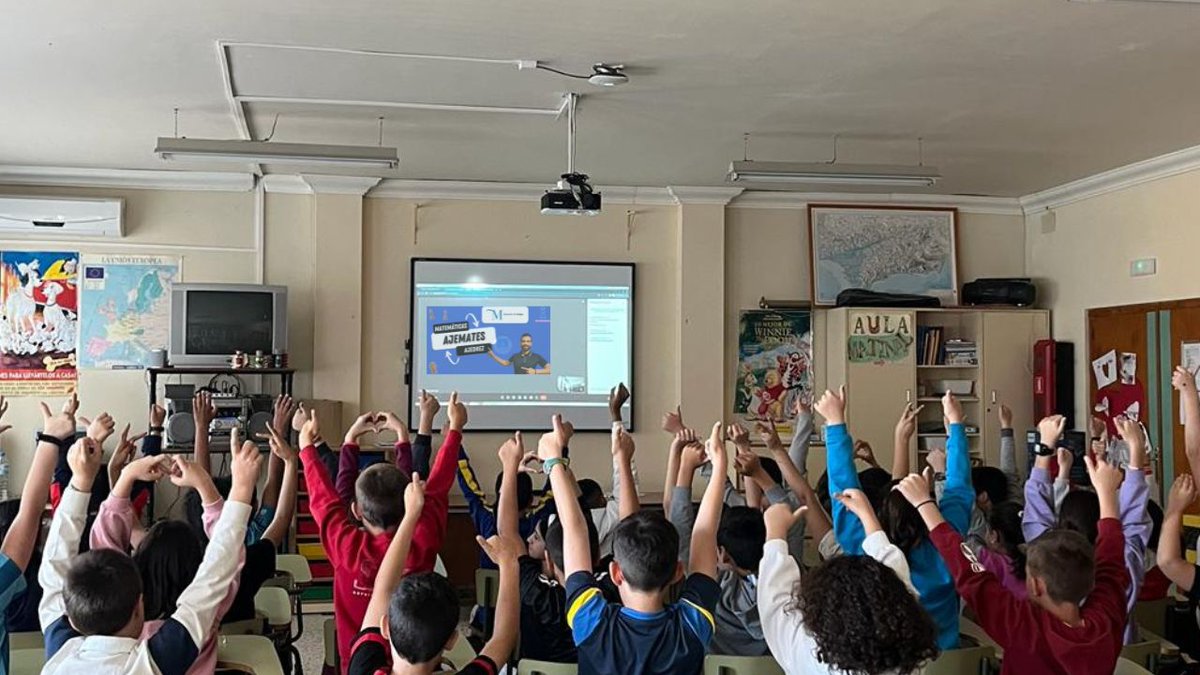 Comenzamos con el proyecto de "Ajemates". ¡Cientos de niñ<a href="/s/">『S』</a> han participado en nuestros talleres de Ajedrez y Matemáticas online! Este proyecto es posible gracias a la <a href="/diputacionMLG/">Diputación de Málaga</a>