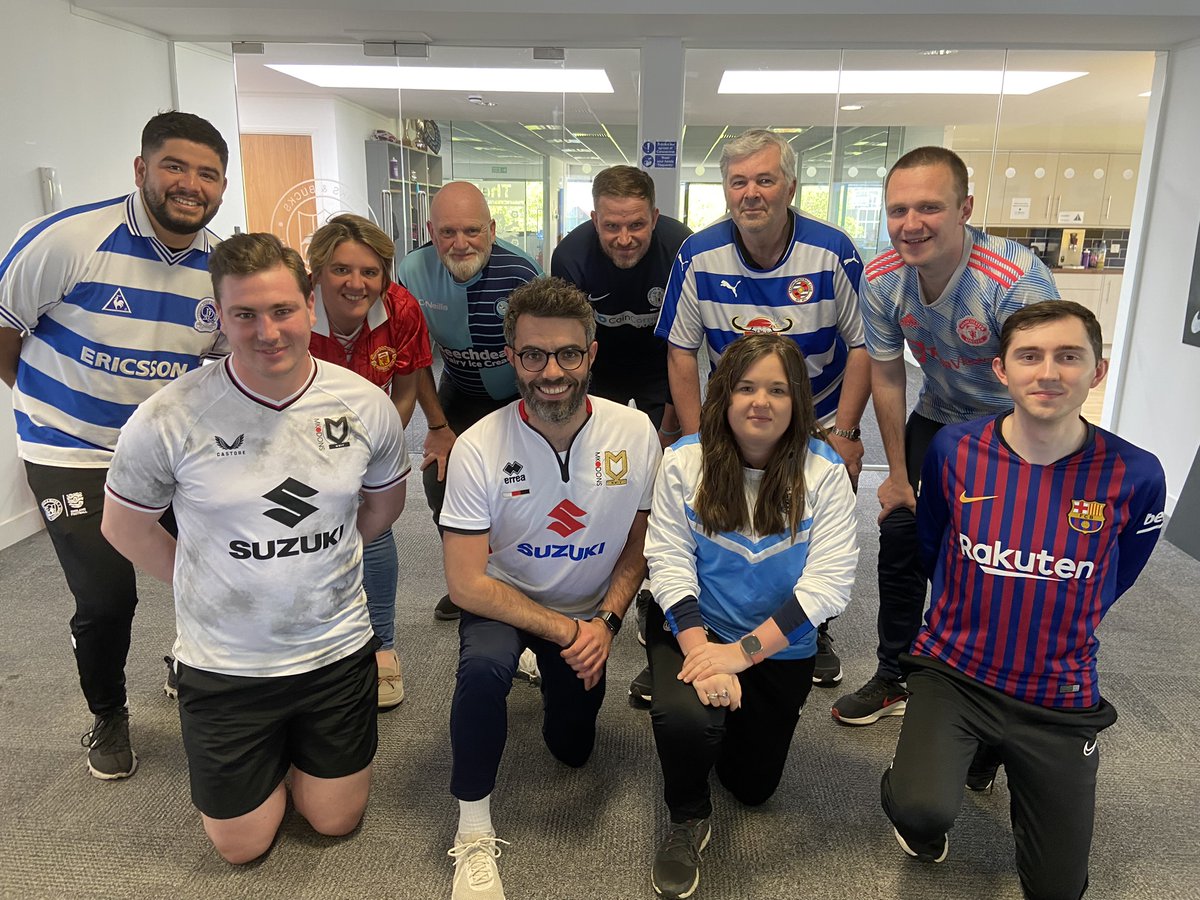 We're enjoying our #FootballShirtFriday at BBFA HQ! Let us know if you're joining in with any jerseys from our Berks & Bucks region 💙⚽️ Please visit @BobbyMooreFund to learn more - or donate via their website ⬇️ cancerresearchuk.org/get-involved/b…
