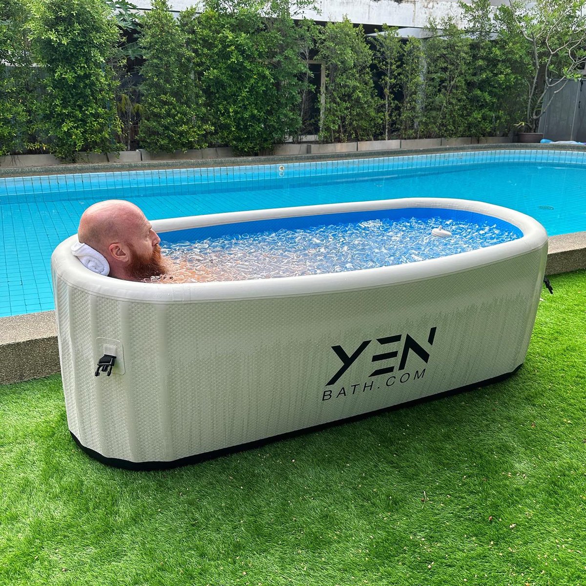 yen_bath's tweet photo. Yen Bath time 🥶 https://t.co/kKI5miMxJ6