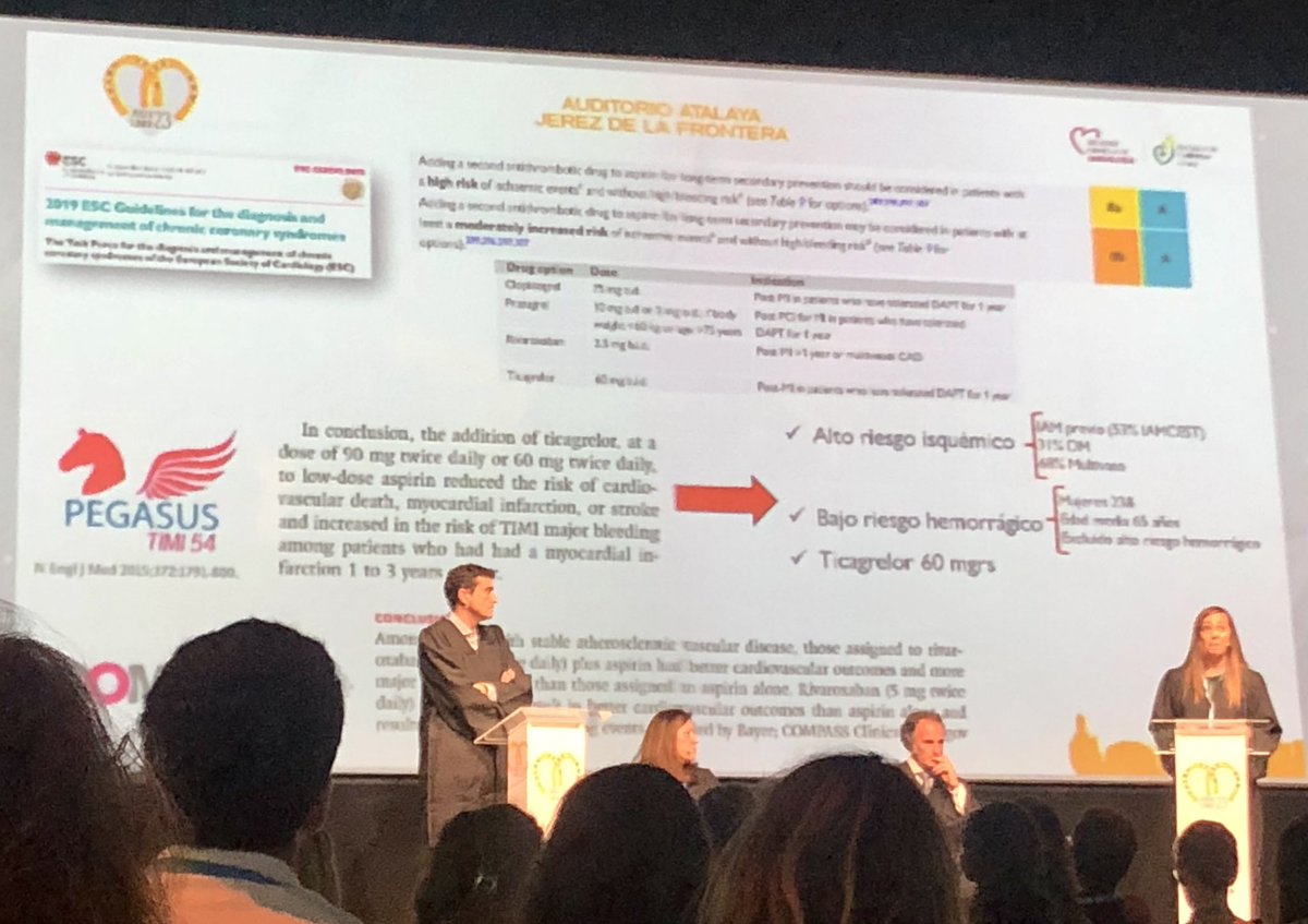 #CardioClinica23 individualizar el riesgo isquemico y hemorragico. Es importante intentar acortar el tiempo de doble antiagregacion en el SCC que se traduce en menos riesgo de sangrado! Enhorabuena por la presentación!