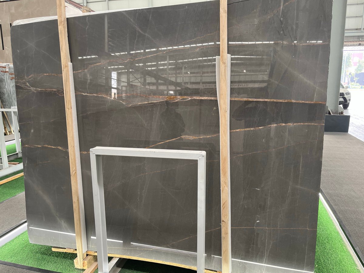 Caleb_Huang2000's tweet photo. Great Sahara Noir Grey Marble!
WhatsApp/Wechat:8618359569727👏
#kitchendesign #countertops #backsplash #cabinet #flooring #fireplace #bathroom #walltiles #usenaturalstone #marble #granite #travertine #quartz https://t.co/S4Va3oJLxk
