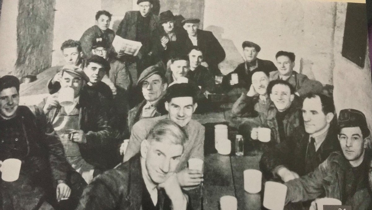 AmgueddfaCymru's tweet photo. The Caban was where quarrymen would gather to eat their lunch &amp; drink tea and was their opportunity to socialise
☕️
The tea-urn, "y ffowntan" (the fountain), would be at a constant simmer, ready to brew the lunchtime tea

#NationalTeaDay

📷CABAN magazine/Gwynedd Archives Service https://t.co/QxStm1Zgx9