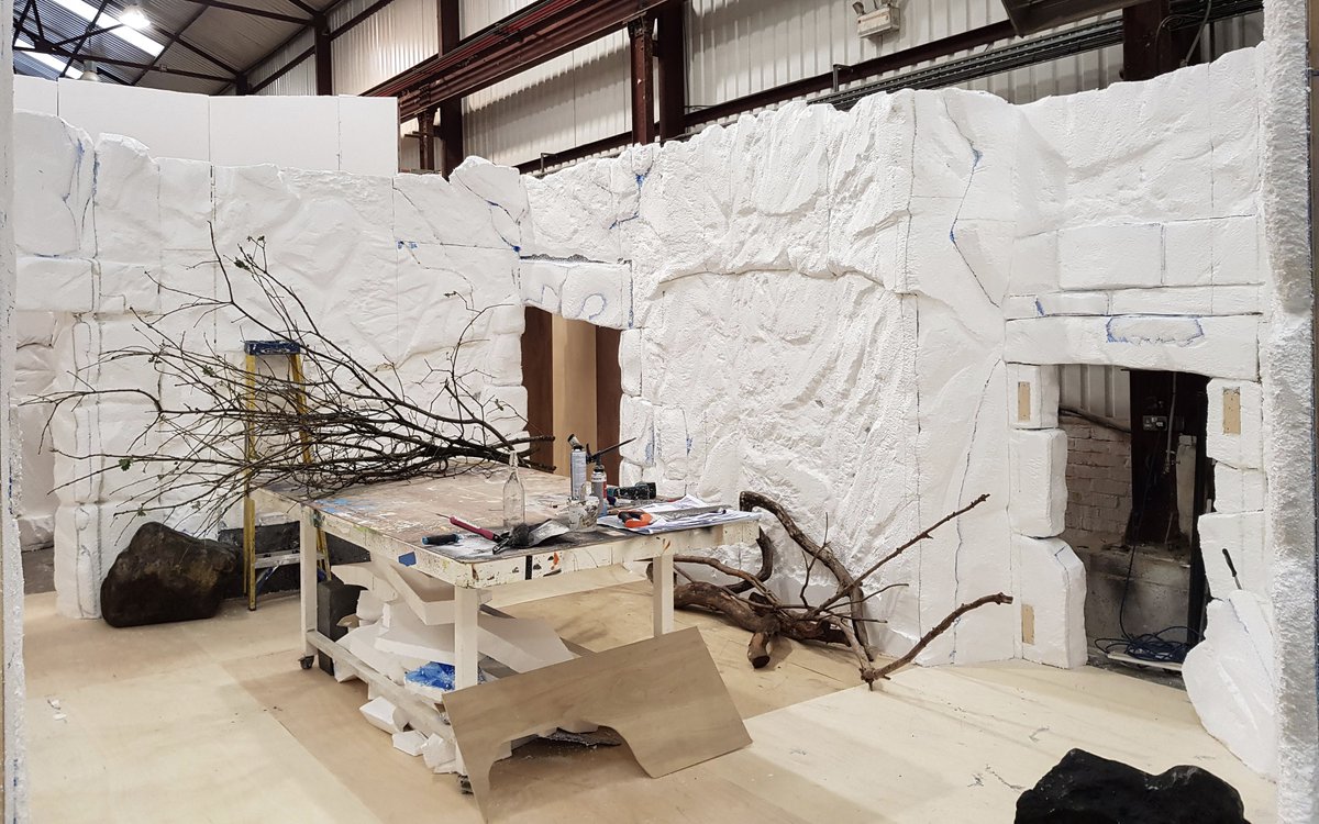 take1scenic's tweet image. The polycarve process…

@itv Don’t Unleash The Beast 

Designed by David Bevin

Again a massive thank you to everyone involved!
#itv #dontunleashthebeast #setconstruction #polycarving #texturing #metalfabrication #scenicpainting #carpentry #rock #setdressing