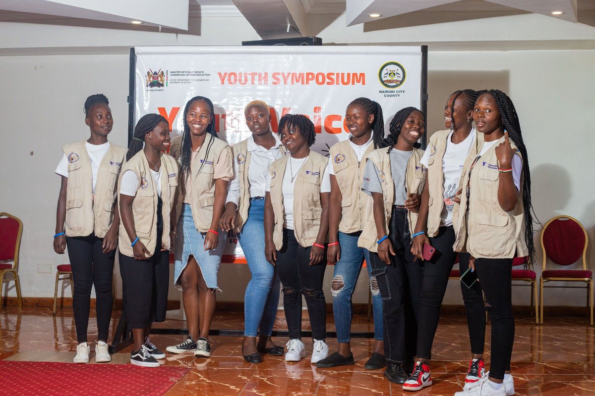 Lavende_akinyi's tweet photo. Polycom Development Project AGYWs were privileged to be part of the youth symposium that kicked off yesterday. For the youths, to the youths and the youthsπͺ, the time is now!!!
#tujibonge
@OS_YouthCenter
@polycomdev
@YouthAliveKenya https://t.co/lMSZ0rC1AF