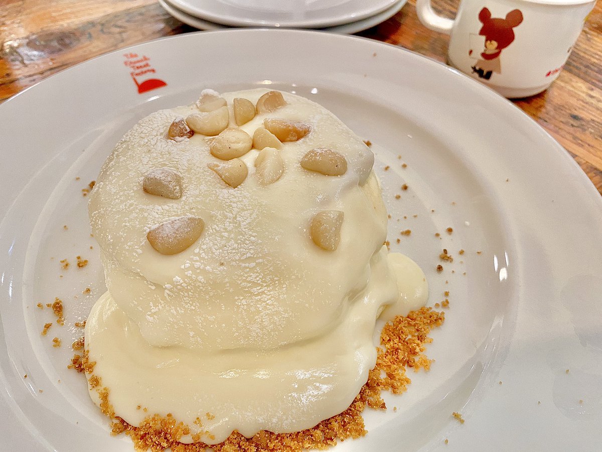 graceemi's tweet photo. おやつ〜🥞 #frenchtoastfactory #パンケーキ https://t.co/ZNQUhrkp6x