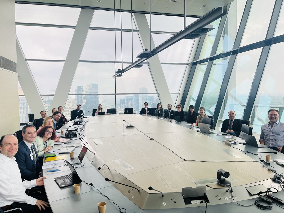 freeprometeo's tweet image. 2nd day Authors' workshop
What drives convergence &amp;amp; divergence in #Comparative #Financial #Regulation?

#lawandeconomics #lawandfinance #ACLE
@EYnews