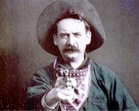 lecinemamuet's tweet photo. Né un 21 avril : Edwin S. Porter (1870-1941). Il fut l'un des pionniers du cinéma. Après avoir débuté en 1899, il réalisa de nombreux films dont certains proposèrent d'importantes innovations, son héritage le plus célèbre restant le plan final du Vol du Grand Rapide (1903). https://t.co/NJ1gIL4j15