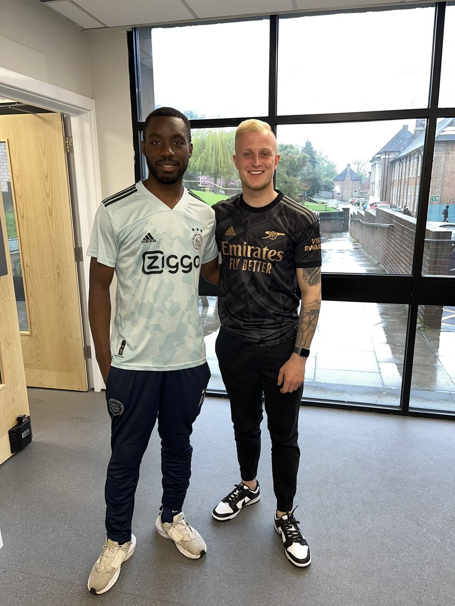 Lewis Walter tweet media