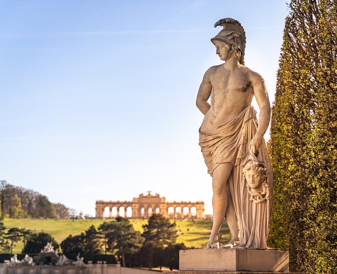 Schönbrunn Palace tweet media