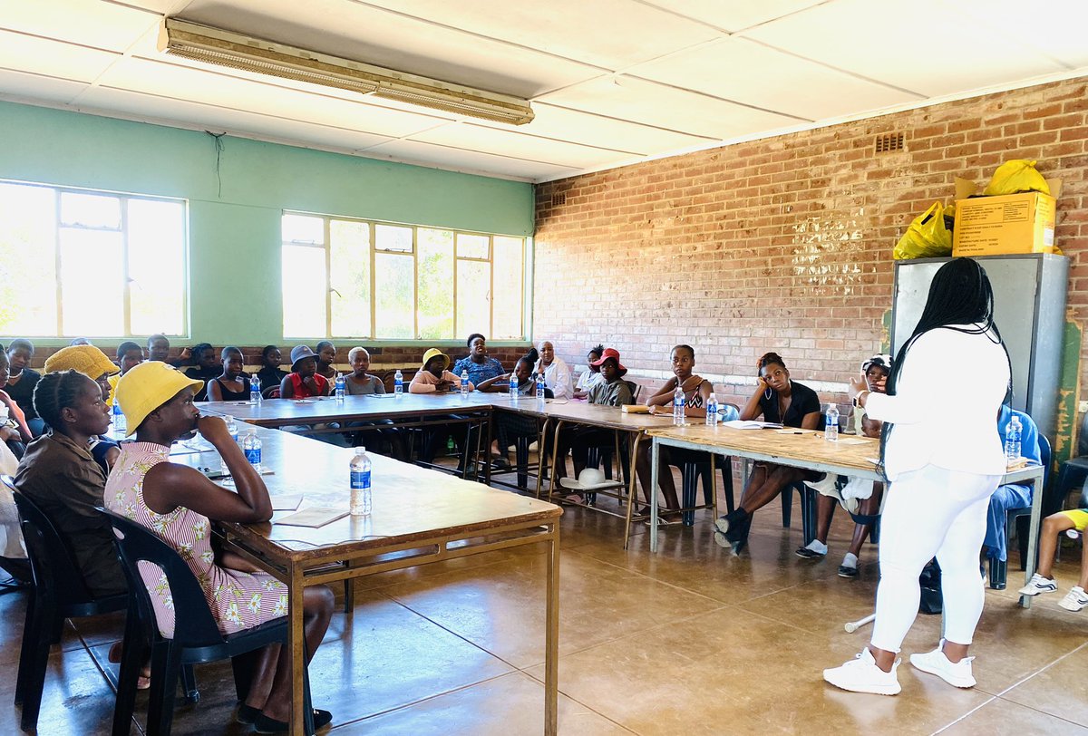 CulxureMag's tweet photo. #CurrentSitu : We are at Isilwane Youth Centre in Pumula, Bulawayo for the @nobuntumusic Sisterhood and the pad bank launch. 

The group is currently taking turns in giving young women some valuable industry tips. 

#CulxureMag https://t.co/ZDAXACbvO4