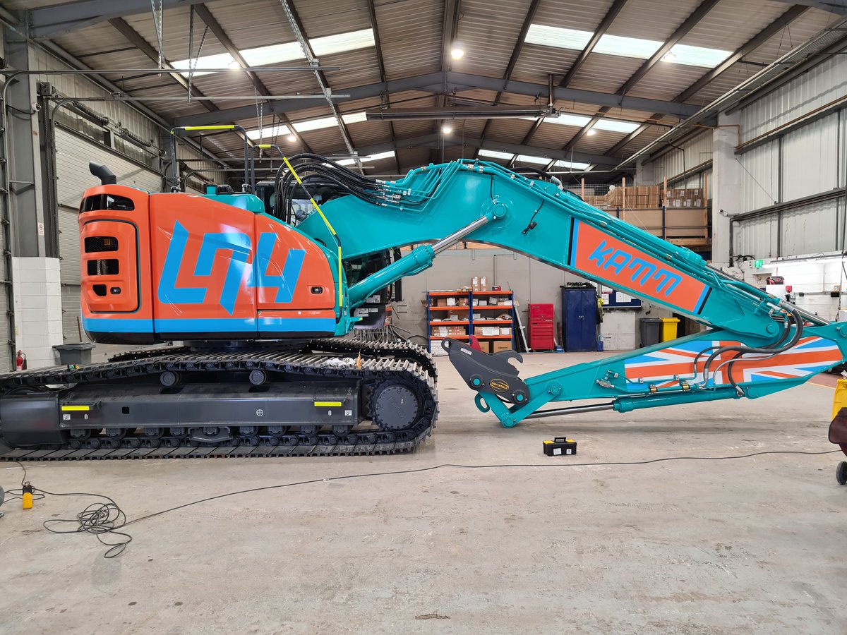 Image_Signs's tweet image. 🚧 Boost your #construction biz with custom printed vinyl marketing wraps for excavators &amp;amp; diggers! 💥 Stand out on site, protect your assets &amp;amp; make a BIG impact. 🏗️ Get in touch for a quote today! #VinylWraps #Excavators #Diggers #Branding #AdvertiseWithStyle 🌟