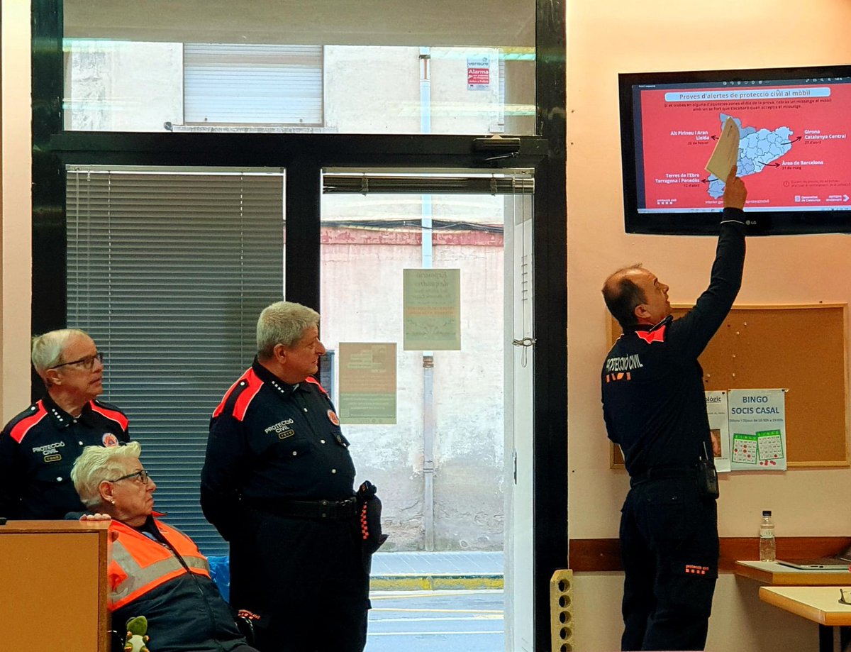 ℹ️ Sessió informativa de la prova d'alertes al mòbil 📲⚠️🚨 <a href="/emergenciescat/">Protecció civil</a>, que es farà el proper dijous 27 d'abril, a partir de les 11 del matí.
#protecciocivil 🟧🟦🟧🟦🟧🟦🟧
#castellbellielvilar #Bages
<a href="/AjCastellbell/">Aj. Castellbell</a> <a href="/112/">112</a>
<a href="/consellbages/">Consell Comarcal del Bages</a> <a href="/delcatcentral/">Compte no operatiu</a>