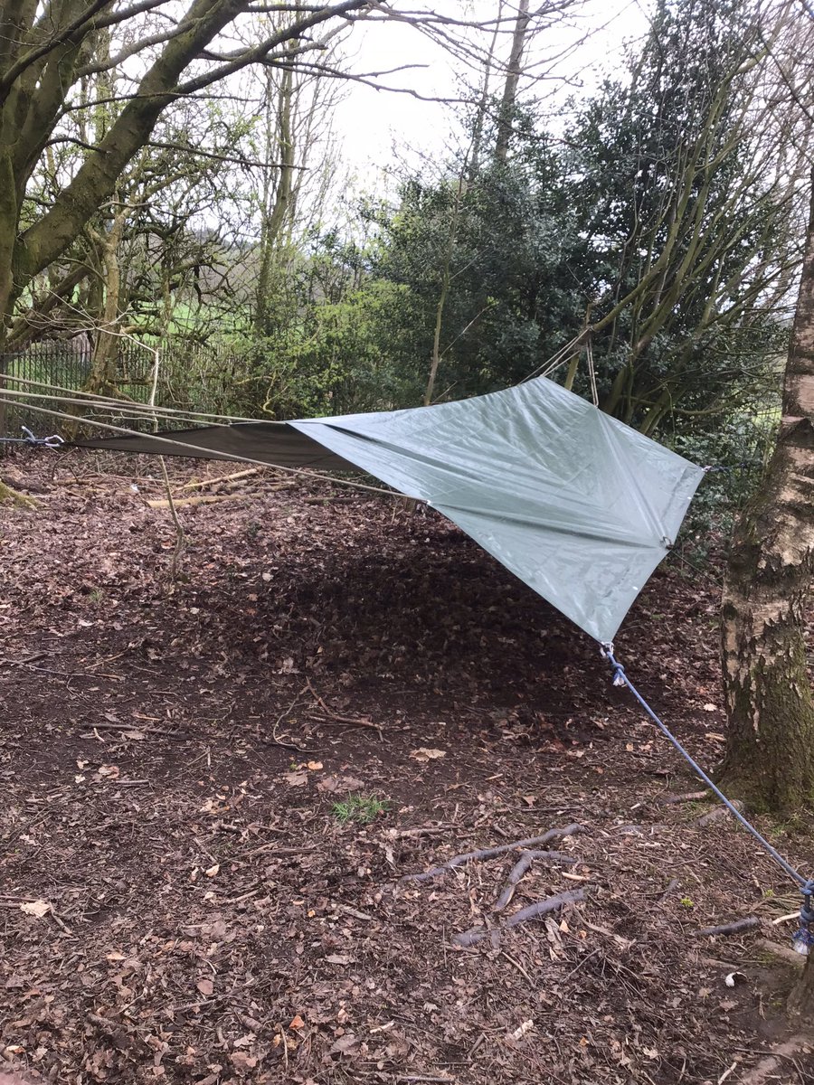 ForestSchBPS's tweet photo. @Kahlo_BPS got to grips with erecting a simple survival shelter using a tarp, rope and knots. https://t.co/glOE9B1hYk