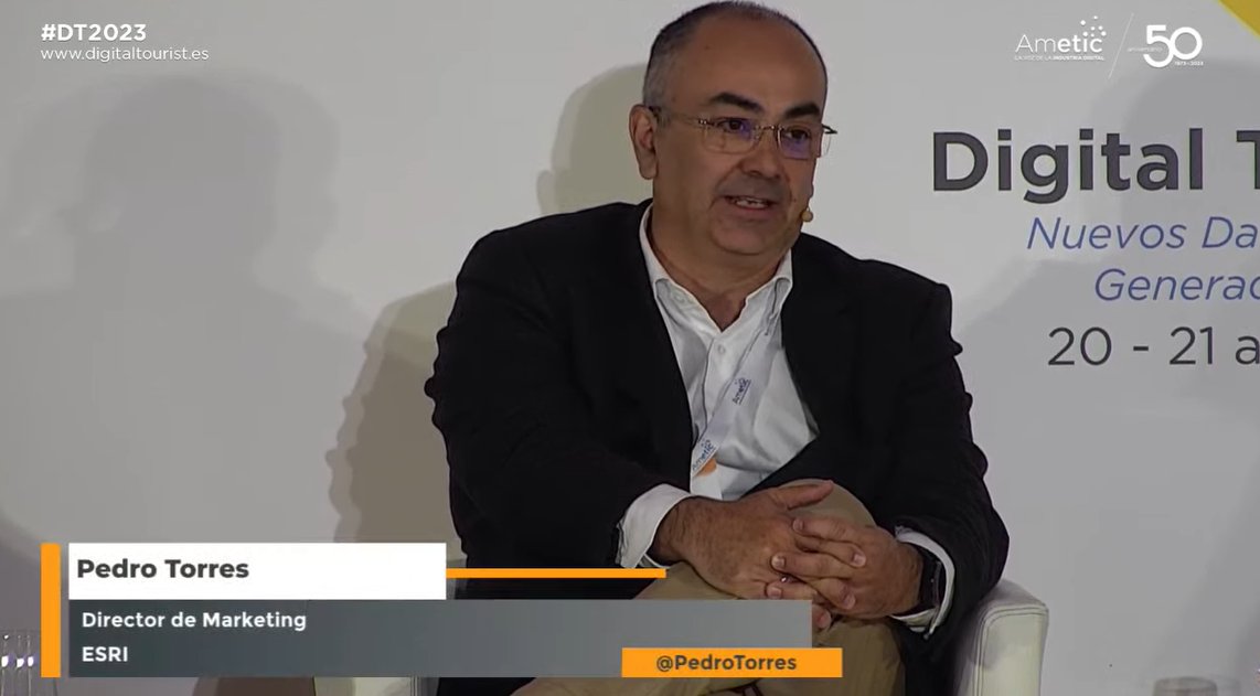 AMETIC_es's tweet photo. 🗣️@PedroTorres (@Esri_Spain): "Para nosotros innovar es saber escuchar. No hay más. No se puede innovar si no se escucha", menciona en #DT2023. https://t.co/d3a0x7cCD7