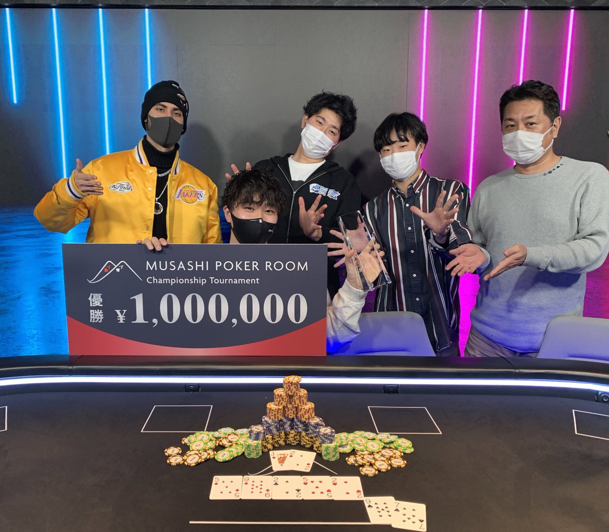 RiopokerAA's tweet photo. 明日は久々むさぽでななちゃらさんのトナメやる！！
俺絶対ムサポでポーカー下手やと思われてるから
ちょっといっちょ初代むさぽチャンピオンみせたるかー！！ https://t.co/vPJeEVegVY