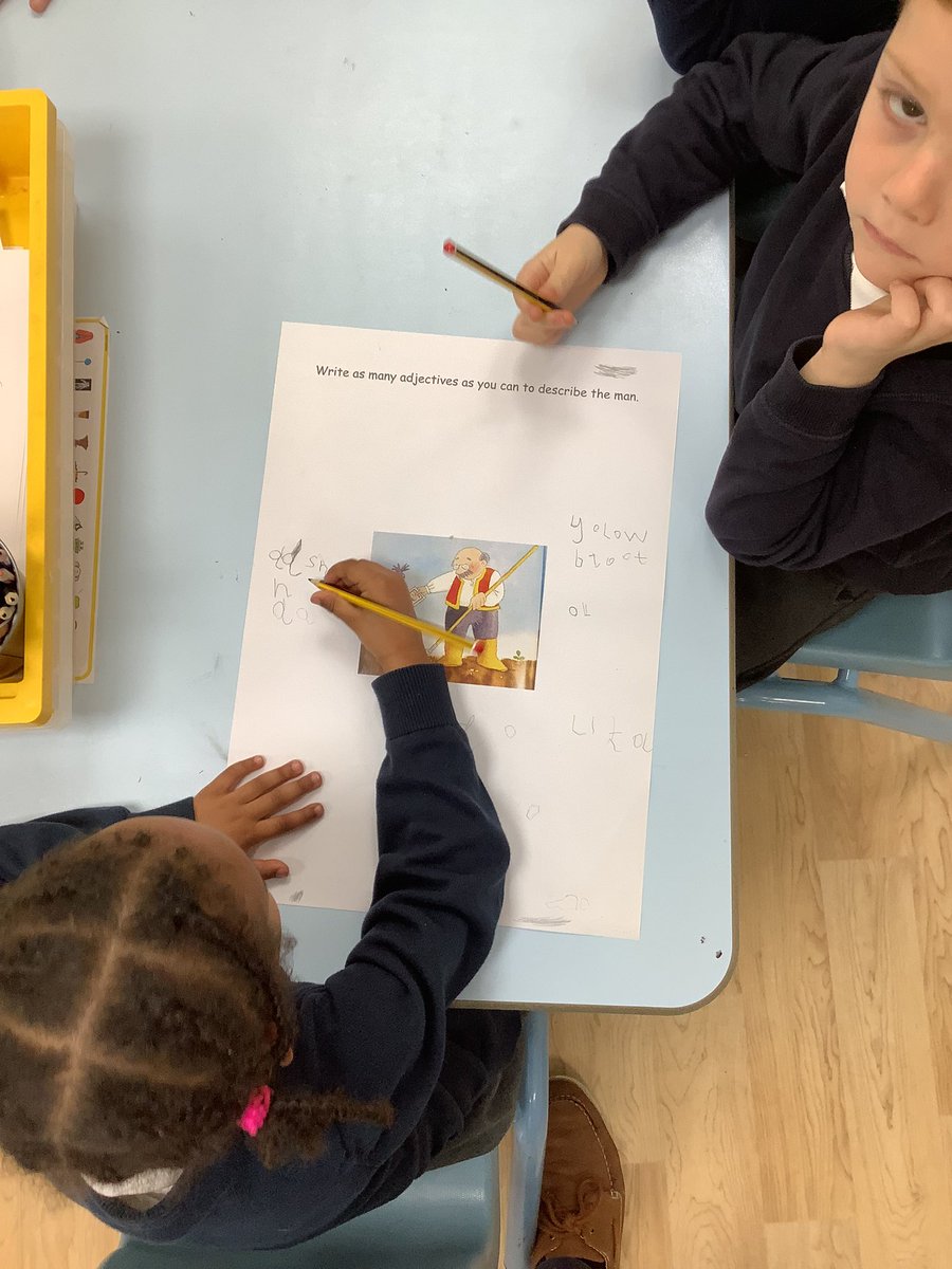 SomersEYFS's tweet photo. Children in Reception at @HeathSomers are showing their independent writing skills and their adjective knowledge by creating their own word banks to help describe the main character in ‘The Enormous Turnip’. Great writing, team! #teamsomers https://t.co/c6GXyoCjEq