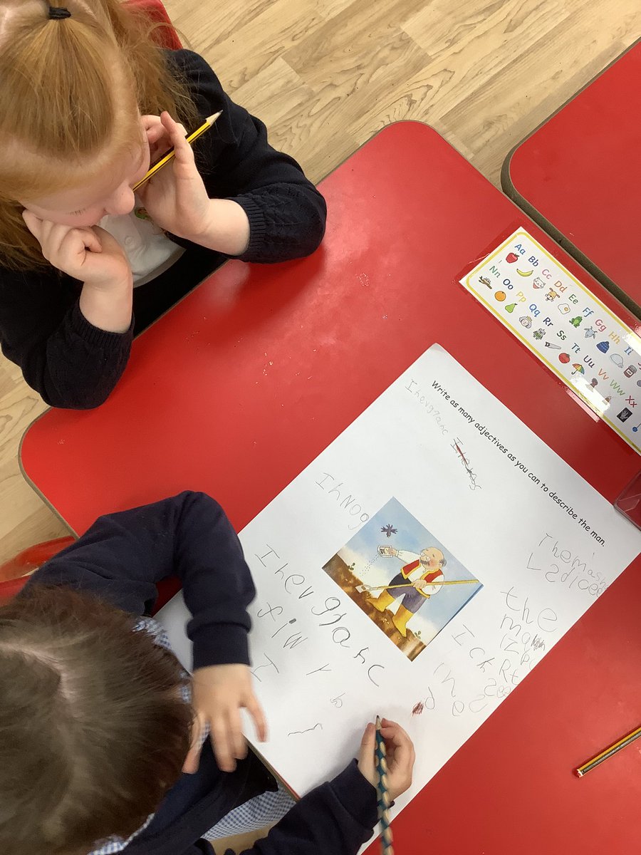SomersEYFS's tweet photo. Children in Reception at @HeathSomers are showing their independent writing skills and their adjective knowledge by creating their own word banks to help describe the main character in ‘The Enormous Turnip’. Great writing, team! #teamsomers https://t.co/c6GXyoCjEq