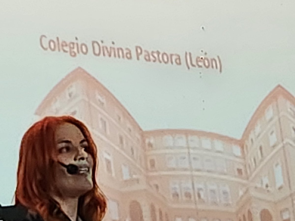 SOCIALESCFIELE1's tweet photo. Un placer escuchar a Sara García Alonso, la primera mujer miembro de la Esa, en el @iespadreisla transmitiendo su pasión a las nuevas generaciones.
 @SOCIALESCFIELE1 @CFIEdeLeon
#formacionCyL https://t.co/z8c4GnN7C6