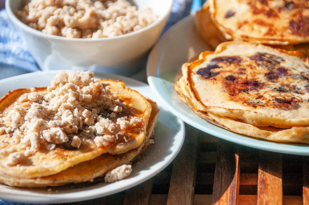 I took the best parts of blueberry muffins and blueberry pancakes, and combined them into these blueberry muffin pancakes, and then I added bourbon to the streusel topping. You're welcome.

▸ lttr.ai/AA0Ok

#BlueberryPancakes #Breakfast #Streusel