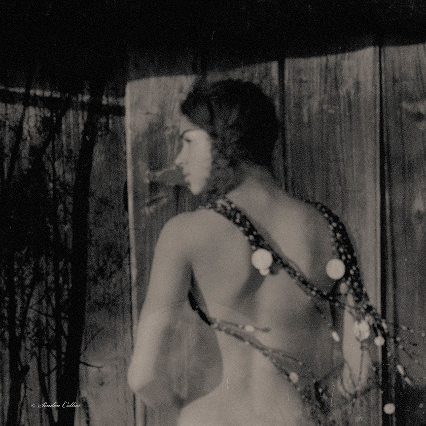 SindenCollier's tweet photo. Collier's Weekly ~ "Unbound" 

"That which does not take you somewhere, leads you nowhere." ~ © Rhett Collier  + Fashion Styling

††† : Sinden Collier Photography 
 
||| : TRAINS OF THOUGHT - Welcome Aboard! The Book: Limited Edition https://t.co/kzx3aaKjoZ