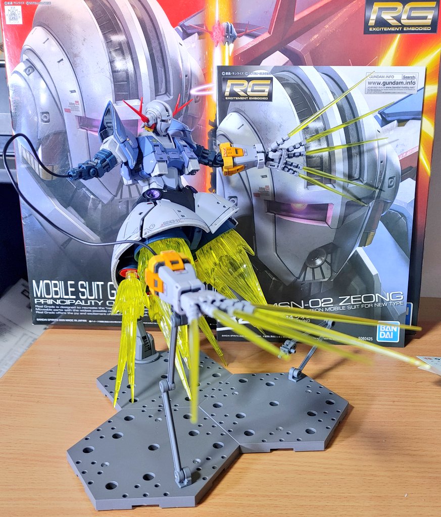 hhnafigure2's tweet photo. 一先ず完成👏👏👏！！
パチ組み予定だったものが墨入れ&amp;トップコートでだいぶ変わりました！個人的には大満足(^-^)作ってて楽しい機体だったし✨！ https://t.co/vMQbyClwA2