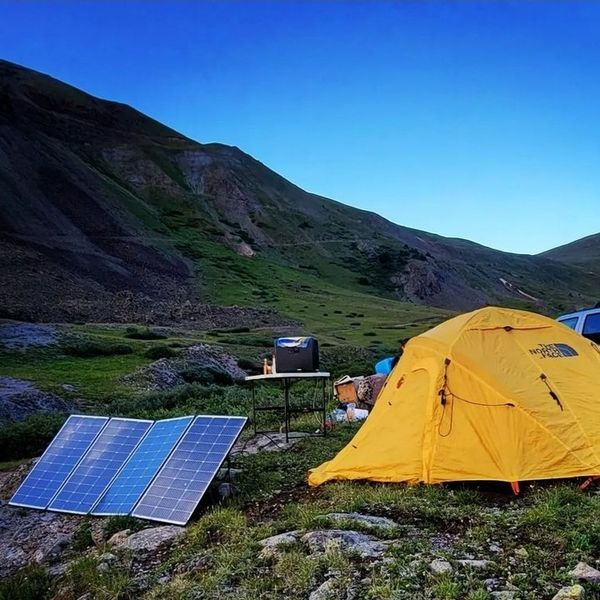 SolarSungold's tweet image. Combining the needs of outdoor electricity load and large-capacity power station for outdoor camping
#PortableSolarPanel