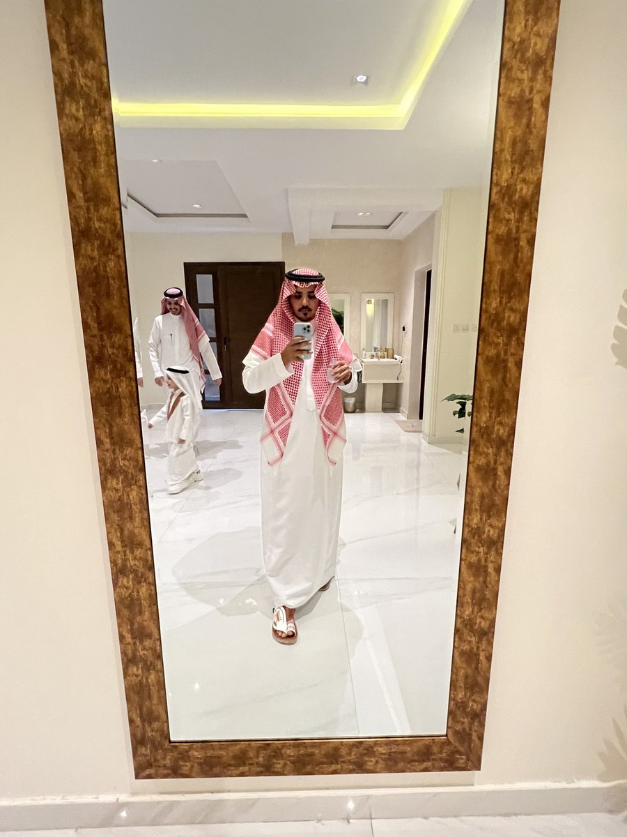 AzW1z's tweet photo. #عيد_الفطر_السعيد https://t.co/AbYDA6vNVV