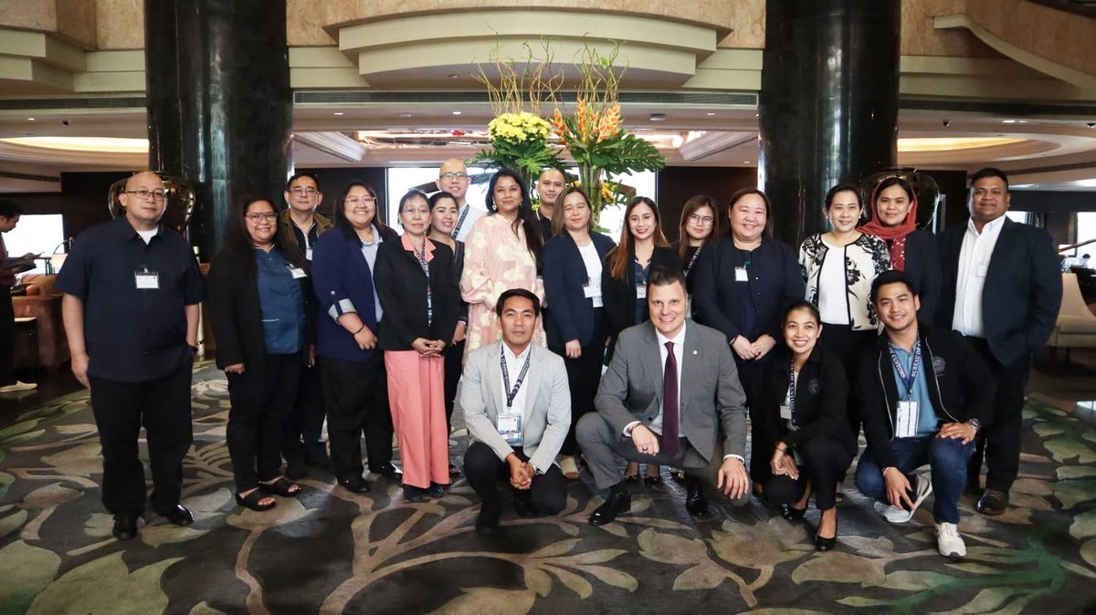 WCO_OMD's tweet image. Happening this week! High Level seminar & national training by the #STCEProgramme for @CustomsPH 🇵🇭.
The high level seminar focuses on sustainable national #STCE engagement. The training addresses the identification and control of strategic goods by FLOs.
#WCO #Customs @StateDept