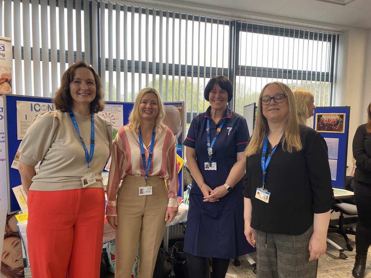 Fabulous Children’s services team <a href="/HumberNHSFT/">Humber Teaching NHS Foundation Trust</a> meeting @julianhartley1 with <a href="/SarahClapham14/">Sarah Clapham</a> <a href="/_karen_warwick/">Karen Warwick</a> <a href="/heidi_fewings/">Heidi Fewings</a> <a href="/LouiseHobson6/">Louise Hobson</a>