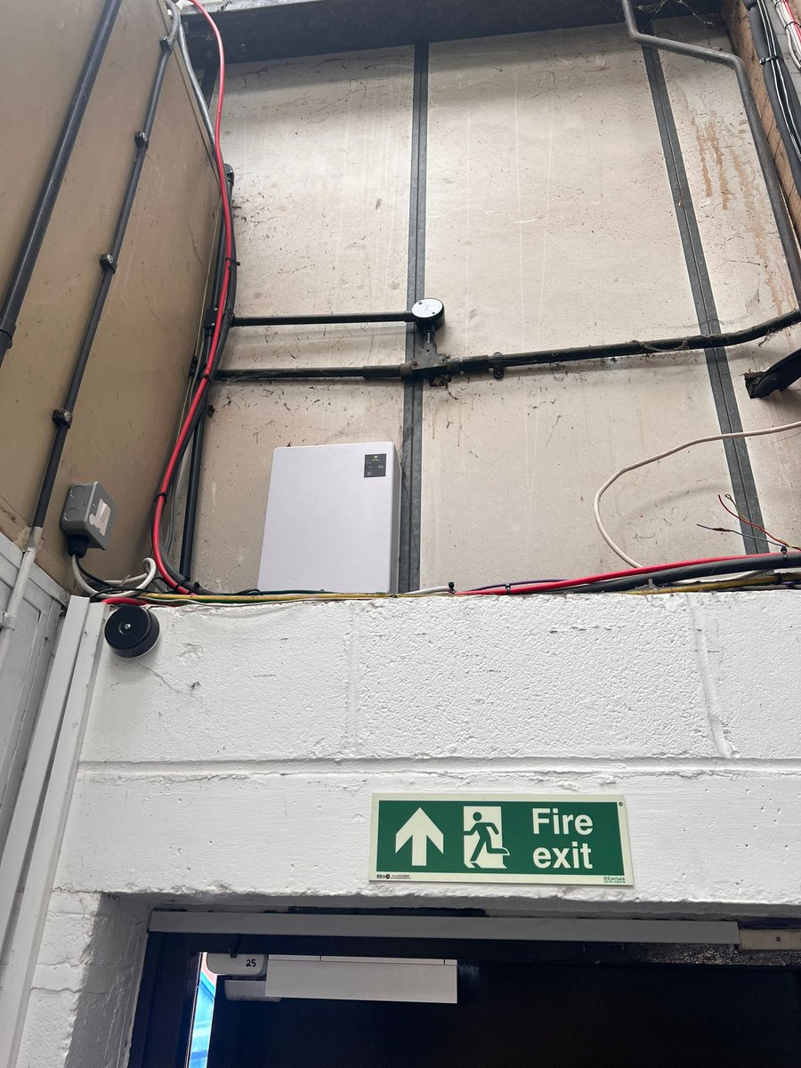 TCNS_'s tweet photo. TCNS recently completing another Paxton Door access solution for our customer. The end user arranged the power spur ready for us to do the initial cabling so that our Paxton installers could go in yesterday to install two doors. #power #paxton #paxtoninstallers #cabling https://t.co/11TTtG9Scz
