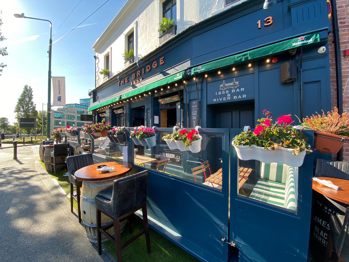 TheBridge1859's tweet image. #MatchDaySorted   

Leinster v Toulouse
European Champions Cup

2 x Tickets to the game  
4 x Pints of @Heineken_IE
2 x Match Day Burgers  
1 x #MatchDaySorted      

Follow &amp;amp; RT for a chance to win   
Winner announced lunch time this Thursday!  

#LeinstervToulouse