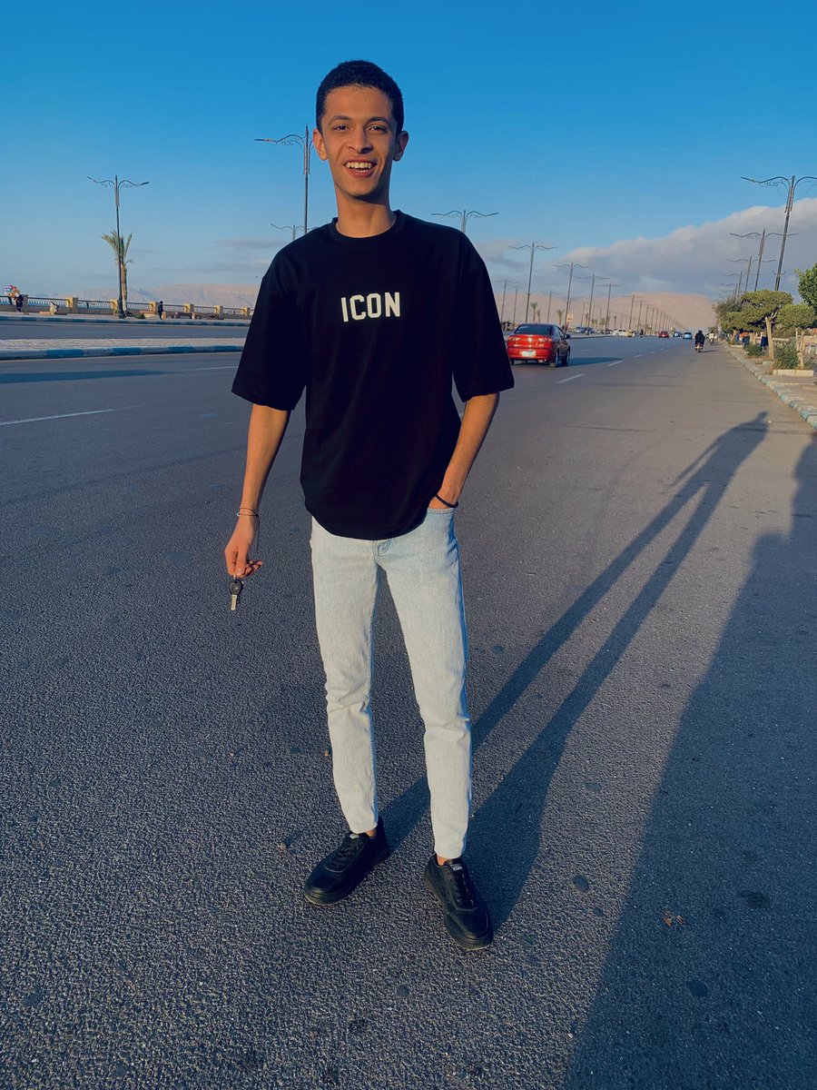 __Mo2men_'s tweet photo. 🖤 https://t.co/JKfIGENJUd