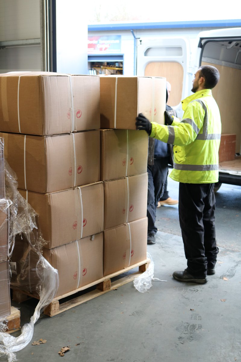 Blueboxsameday's tweet photo. #storewithease at Bluebox Storage Oswestry Ltd, we can collect your goods, deliver directly to our warehouses to be fully managed and stored ready for dispatch. #fulfilment #distribution #uklogistics #warehouse #3pl #warehousestorage #uk #sme #fullymanaged https://t.co/jE3P3perox