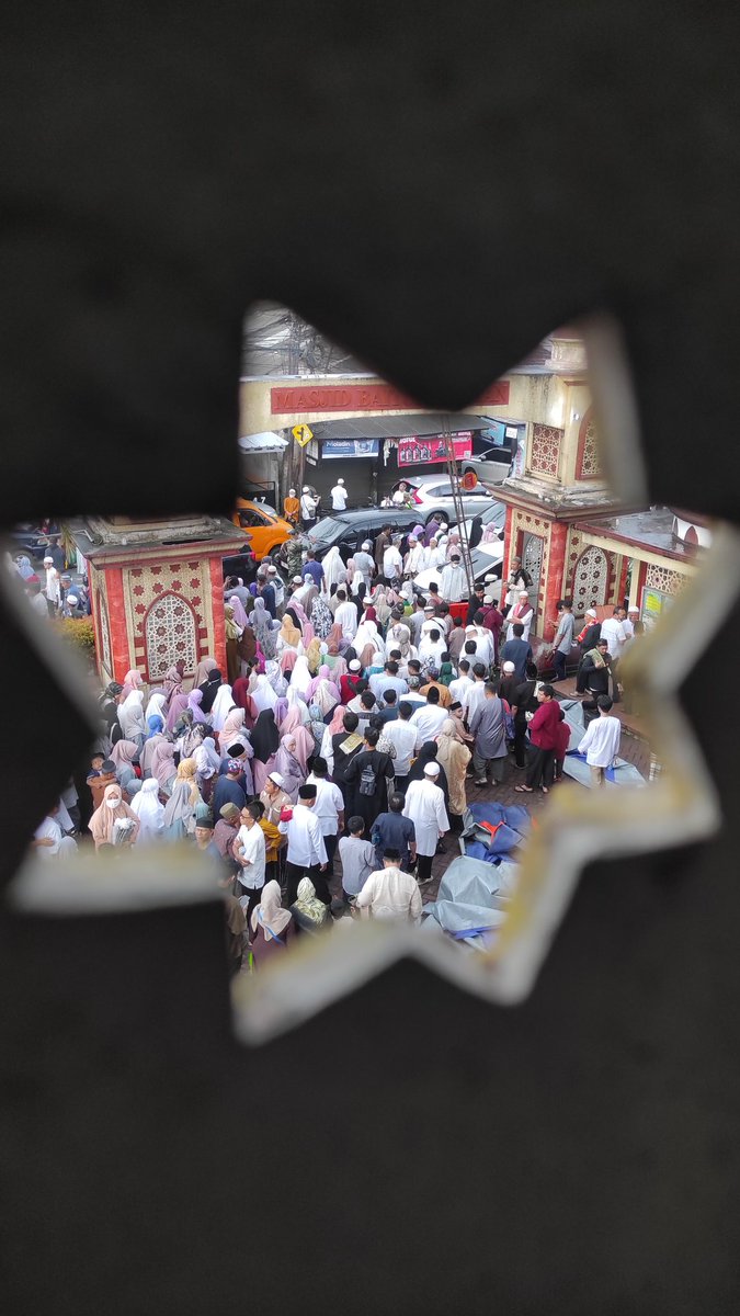 May this #Eid be a time of togetherness, laughter, and joy. #EidMubarak!