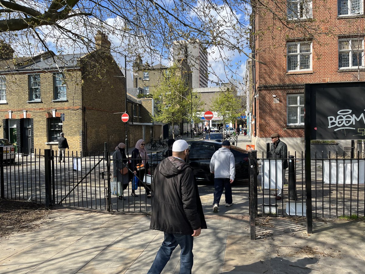 Additional parking spaces now operating on Bethnal Green Road to meet unprecedented local driving (induced) demand! Walk if you dare! Zig-zags, footway, pedestrian crossings, park access-blocking and double parking are all fair game.