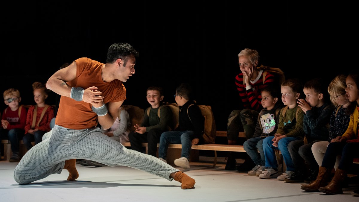 There are still tickets left for the 2023 #EdChildrensFest 💫 Join us 27 May-4 June for a brilliant programme of performances for children and young people, featuring 14 shows from around the world! 
Follow the link below to learn more and book today:
imaginate.org.uk/festival/