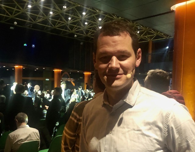 pienzapienza's tweet photo. Er war ein Wunderkind, ein Superstar, ein Überflieger. Dann wurde er verbannt und ausgestossen. Sein Rachefeldzug könnte gelingen. Lesen Sie den Artikel im Journal 21.
https://t.co/7lRQdQ4OcQ https://t.co/3m2NV96EgU