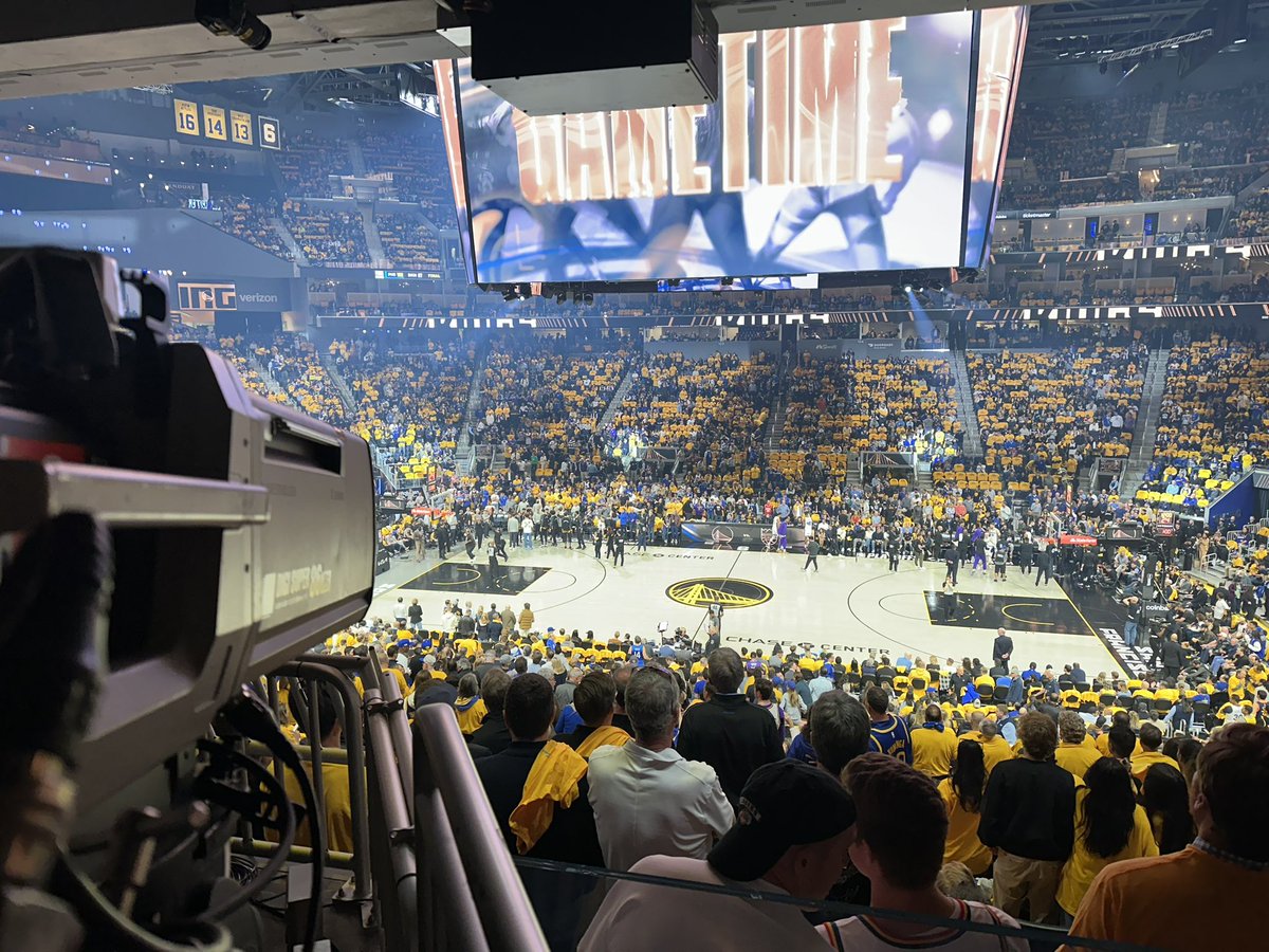 Big Warriors W last night. #NBAPlayoffs #LiveTV #CameraOp #CarpeTeachem #BECA